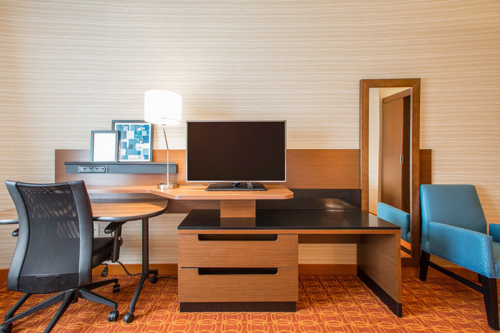 Fairfield Inn & Suites By Marriott Waterloo Cedar Falls Extérieur photo
